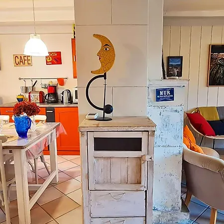 Charme Et Authenticite Pour Cette Rhetaise