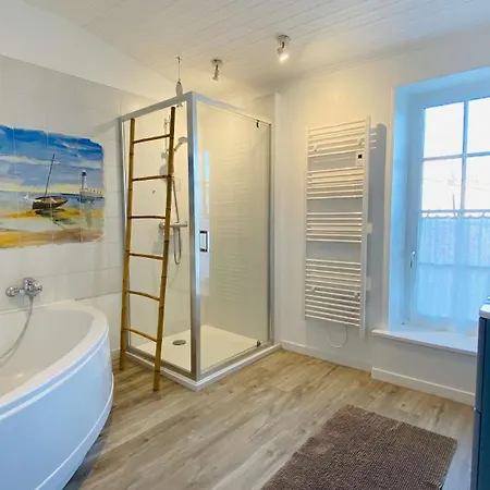 Charme Et Authenticite Pour Cette Rhetaise * Sainte-Marie-de-Ré