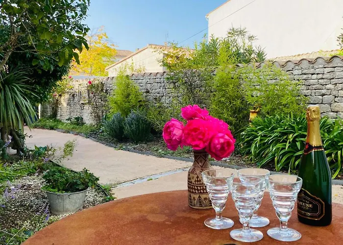 Villa Charme Et Authenticite Pour Cette Rhetaise